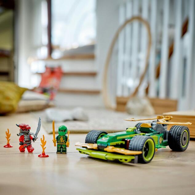 LEGO® Ninjago® 71828 Lloydovo pretekárske auto s naťahovacím motorom