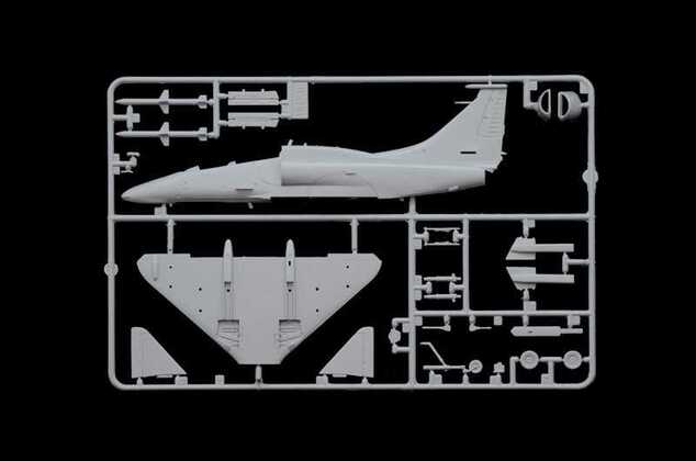 Model Kit repülőgép 90165 - OA-4M Skyhawk II (1:72)