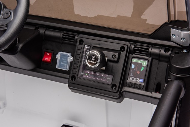 Elektrické autíčko Toyota FJ Cruiser XXL s pohonom 4x4, licencované (Dvojmiestne), biele,