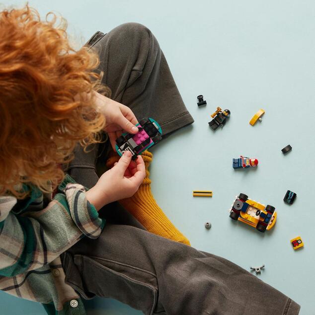 LEGO® City 60400 Motokáry a pretekári
