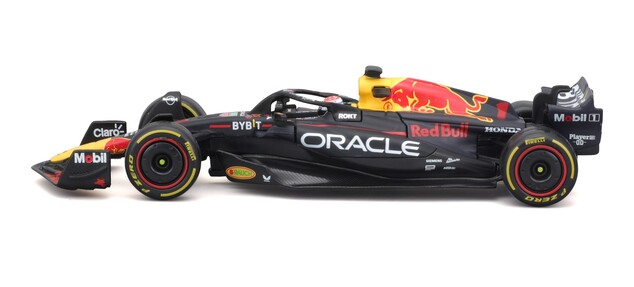Bburago 1:43 RACE Formula F1 - Red Bull Racing RB20 (2024) #1 (Max Verstappen) - with driv