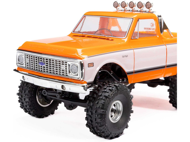Axial SCX24 Chevrolet C10 1971 1:24 4WD RTR oranžni
