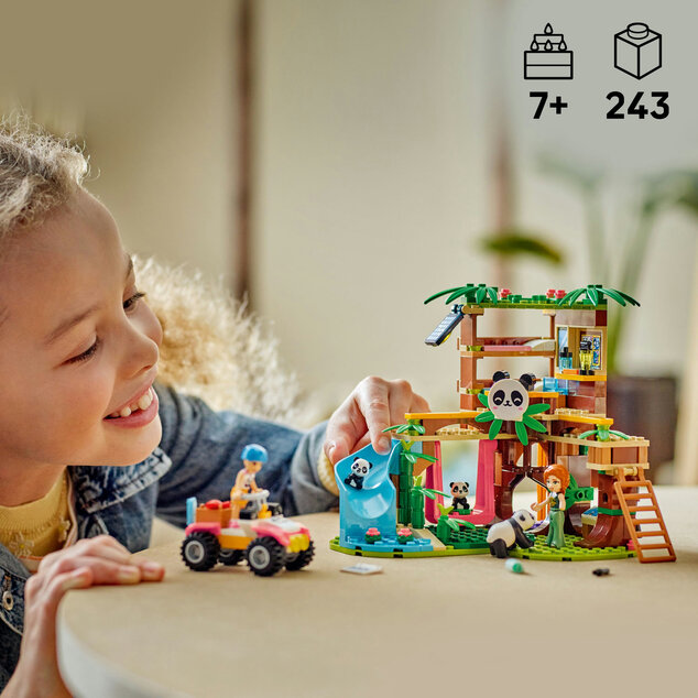 LEGO® Friends 42648 Starostlivosť o zvieratká v útulku pre pandy