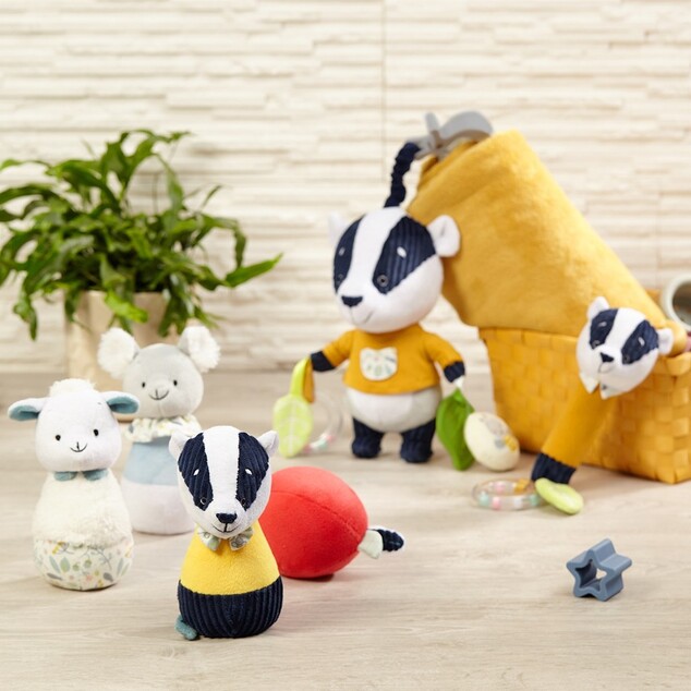 BABYONO Jouet couineur avec hochet blaireau Edmund, 3m+