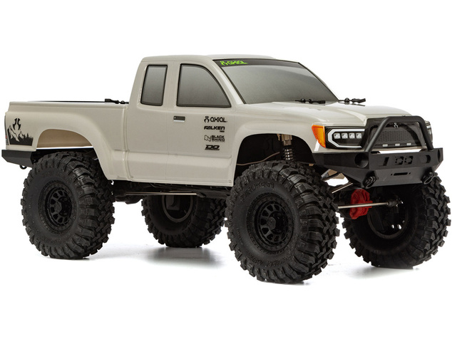 Axial SCX10 III Base Camp 4WD 1:10 RTR sivý