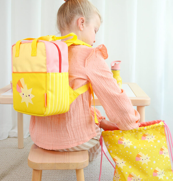 A Little Lovely Company – kleiner quadratischer Rucksack – Komet