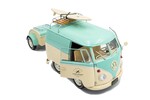 1:18 VOLKSWAGEN KOOL KOMBI MINT GREEN &amp; WHITE 2024