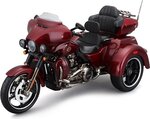 Maisto - H-D Trikes - 2021 CVO Tri Glide, metalická červená, 1:12