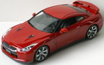 1:43 NISSAN GTR RED ( LHD )