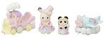 Sylvanian Families Lietadlo, vláčik a baby figúrky v zábavnom parku